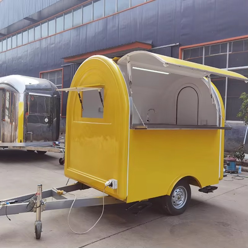 Rimorchio per alimenti complet - Commercial Kitchen On Wheels recensione e prezzo